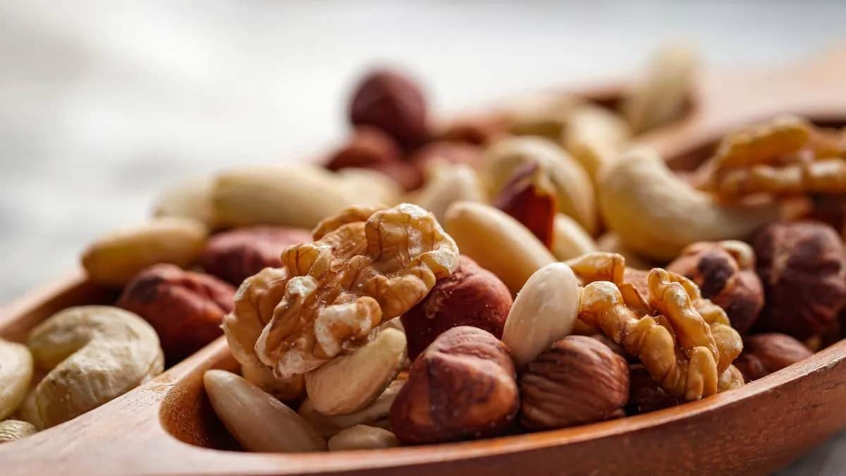 Czy orzechy włoskie uczulają? Objawy i ryzyko alergii na orzechy