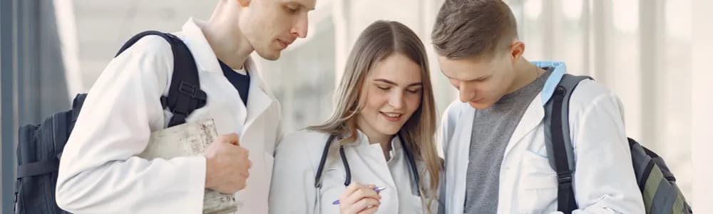 Jak wyglądają studia medyczne? Zaskakujące fakty i realia programu